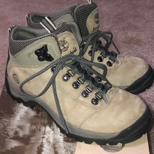 Timberland Women’s Trail Dust LT Tan -WORN 1 x w/B